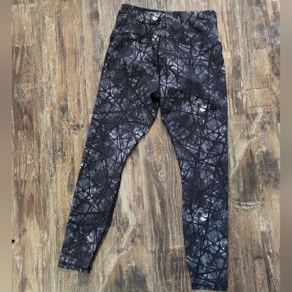 Spyder Active Women’s Spider Web Print Athletic Workout ankle Sz Small - Picture 2 of 4